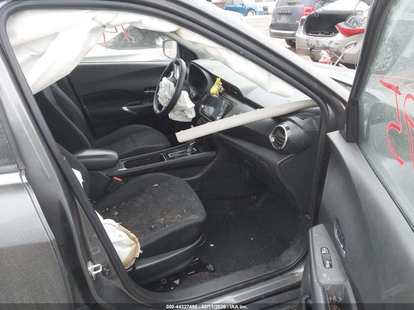 2021 Nissan Kicks Sv Xtronic Cvt