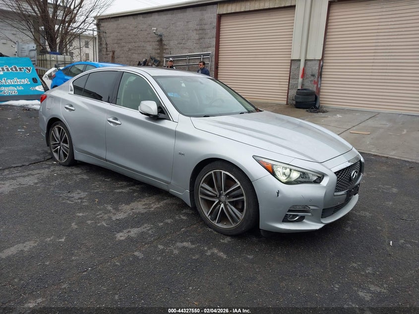 INFINITI Q50 3.0T PREMIUM