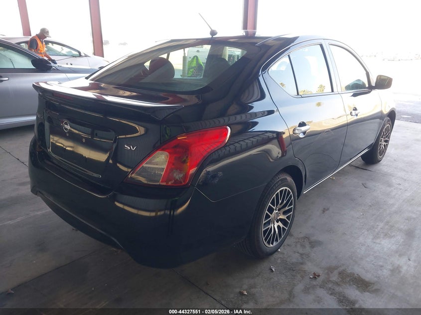 2018 Nissan Versa 1.6 Sv