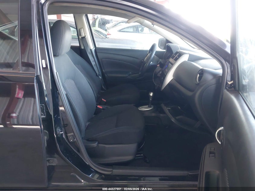 2018 Nissan Versa 1.6 Sv