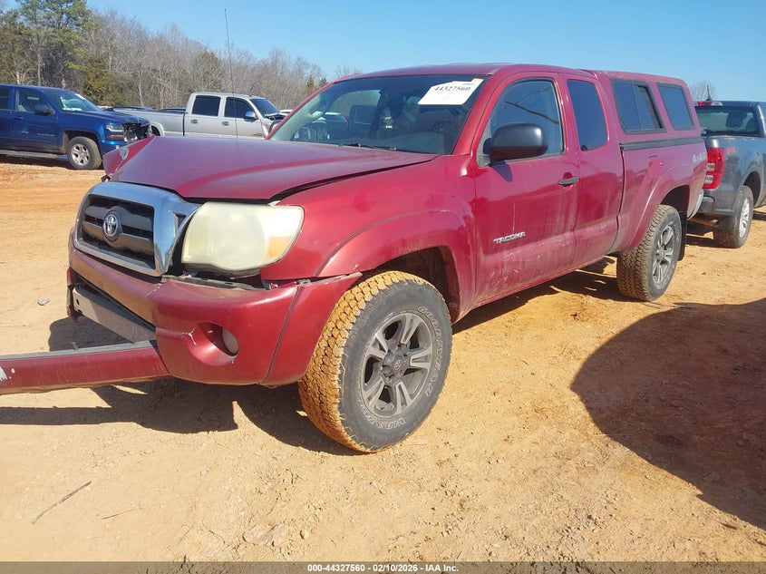 2006 Toyota Tacoma Base V6
