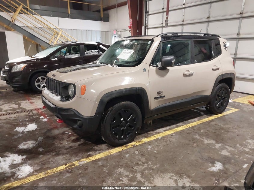 2017 Jeep Renegade Deserthawk 4X4