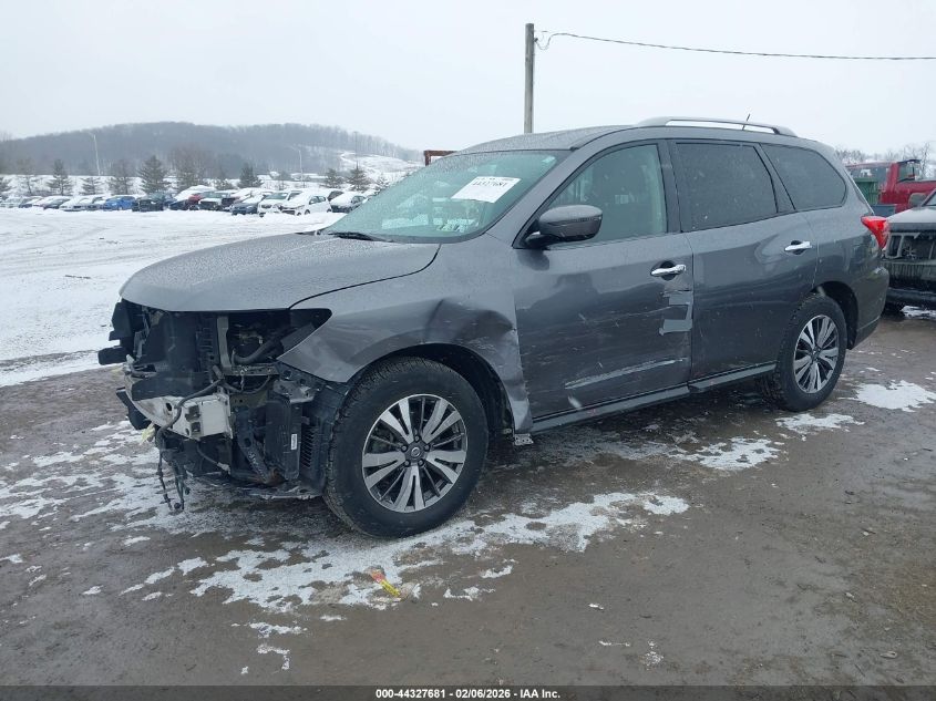 2017 Nissan Pathfinder Sv