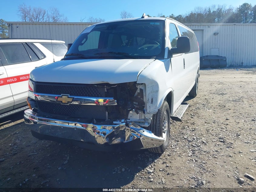 2025 Chevrolet Express Passenger Rwd 3500 Extended Wheelbase Lt
