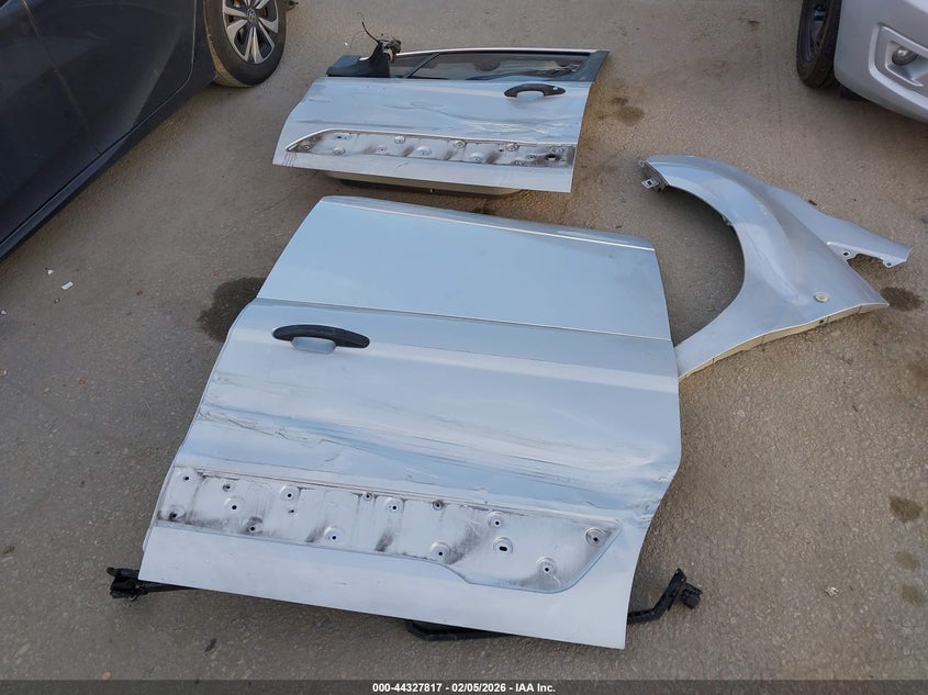 2020 Ford Transit 2.0 Connect Xlt silver Lot 111044327817 Vin NM0LS7F2XL1480682