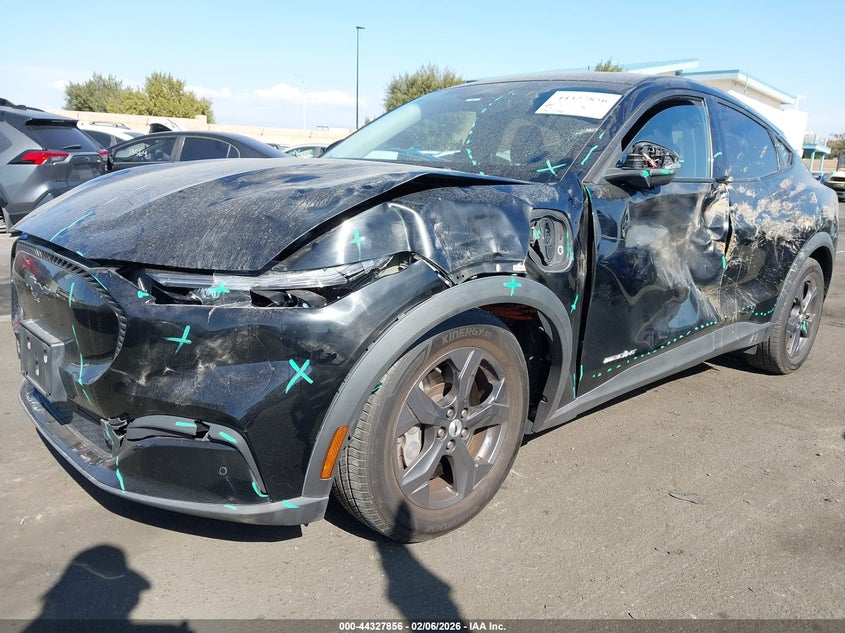 2022 Ford Mustang Mach-E Select