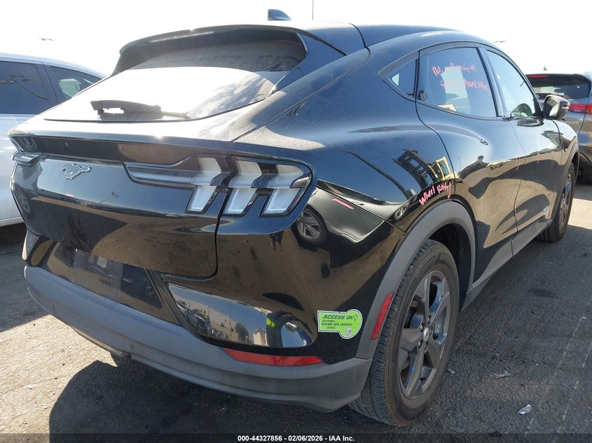 2022 Ford Mustang Mach-E Select