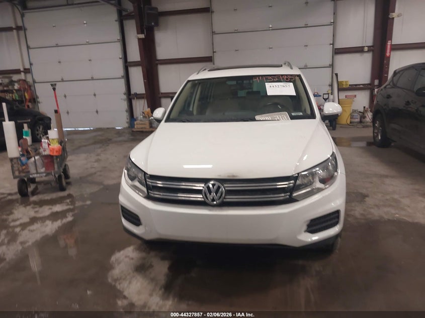 VIN WVGRV7AX9HK003259 2017 VOLKSWAGEN TIGUAN 2.0T WOLFSBURG EDITION