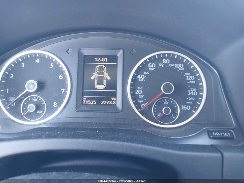 2017 Volkswagen Tiguan 2.0T S VIN: WVGBV7AX5HK001963 Lot: 44327947