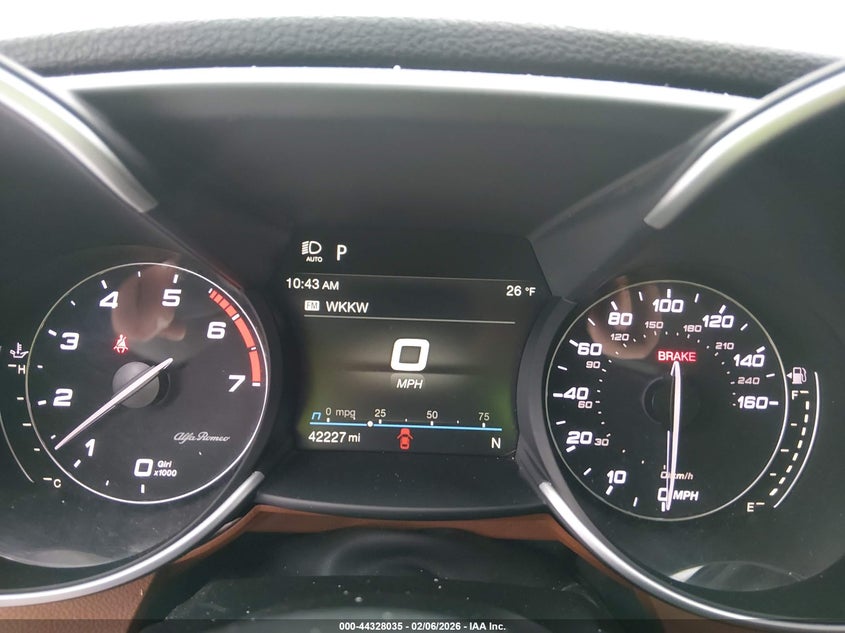 VIN ZARFANBN0L7637047 2020 ALFA ROMEO GIULIA TI AWD