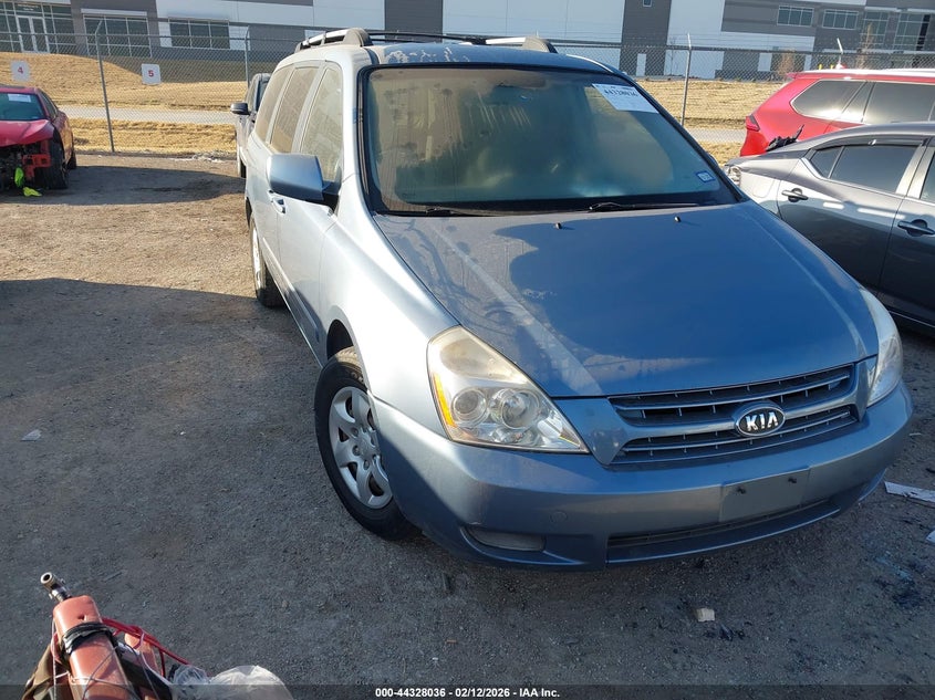 2008 Kia Sedona Lx
