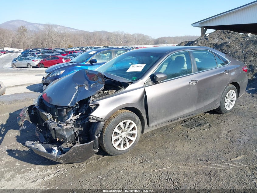 2015 Toyota Camry Le