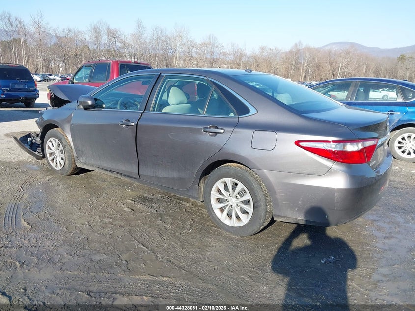 2015 Toyota Camry Le