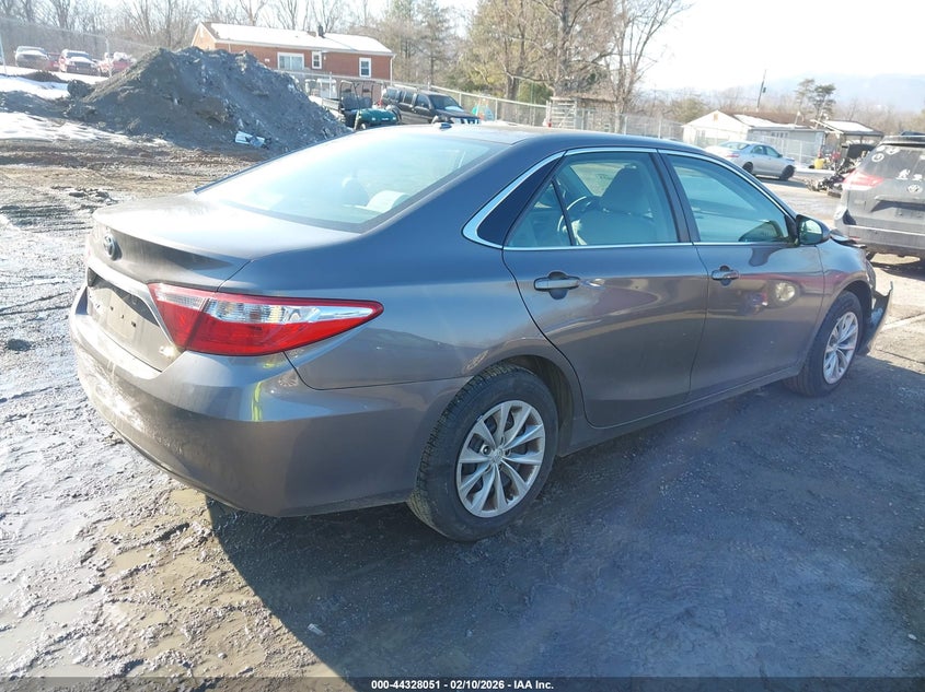 2015 Toyota Camry Le