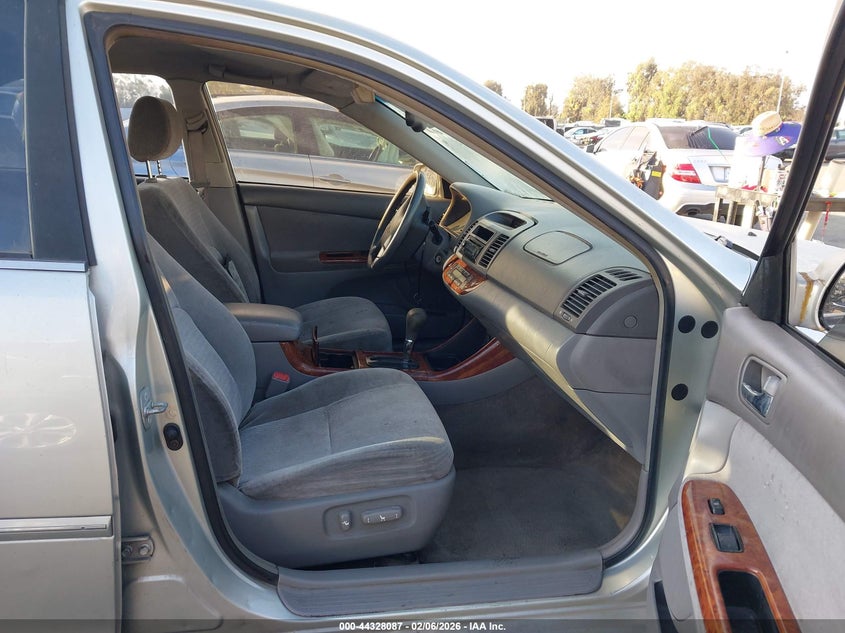 2004 Toyota Camry Xle