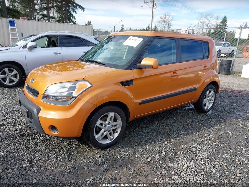 2011 Kia Soul +