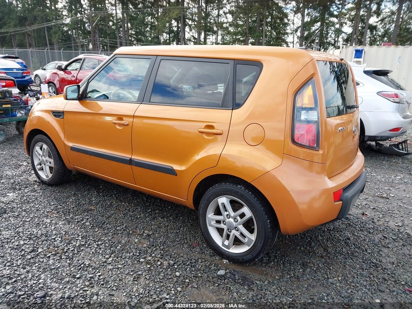 2011 Kia Soul +