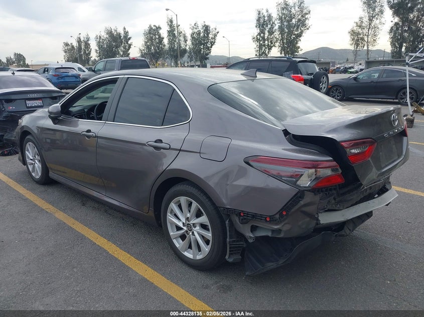 2024 Toyota Camry Le