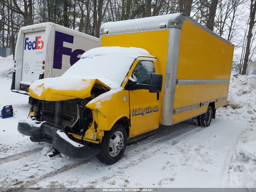 2016 GMC Savana Cutaway 3500