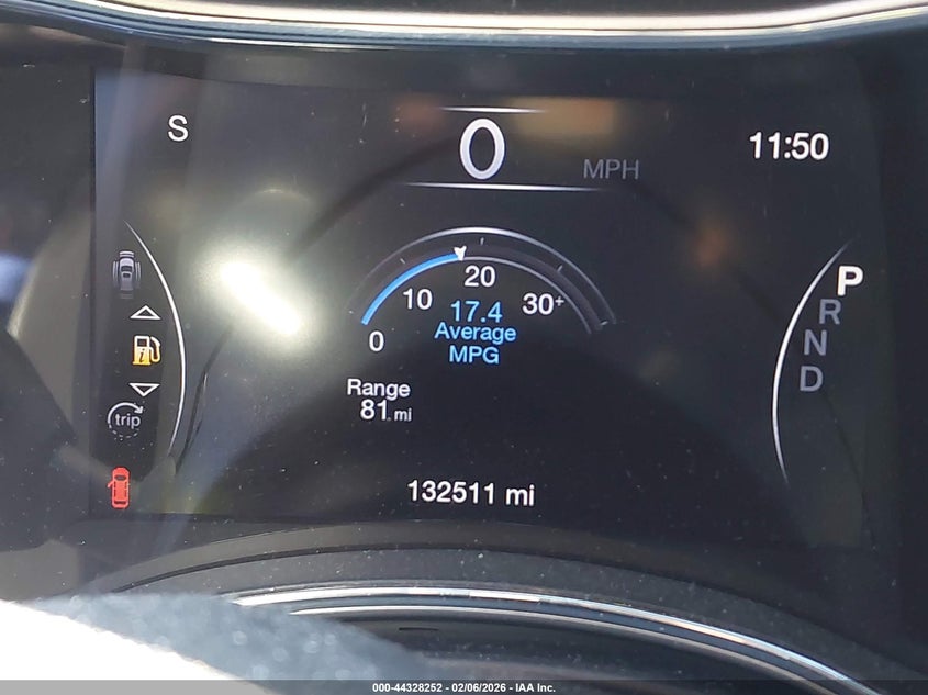 VIN 1C4RJFLG8JC215710 2018 JEEP GRAND CHEROKEE TRAILHAWK 4X4