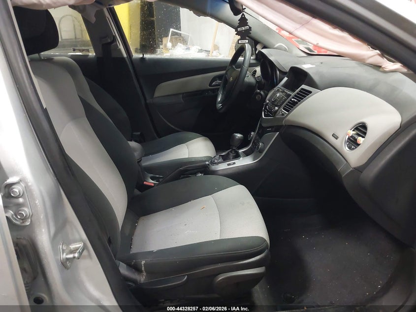 2011 Chevrolet Cruze Ls