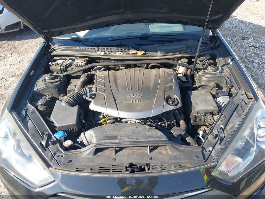 2015 Hyundai Genesis 3.8 Ultimate VIN: KMHHU6KJ6FU121726 Lot: 44328392