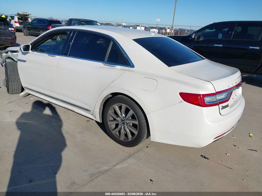 2017 Lincoln Continental Premiere