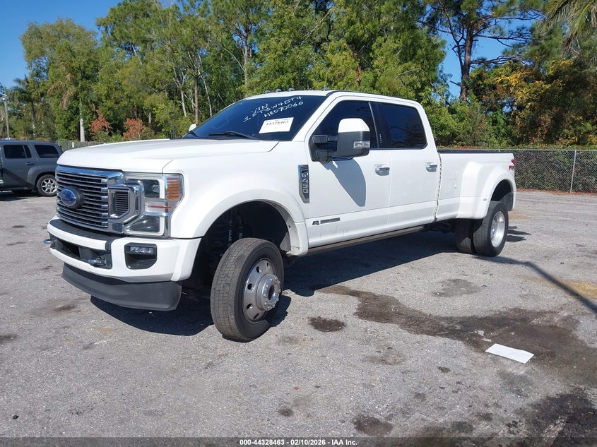 2022 FORD F-450 auction photo 2