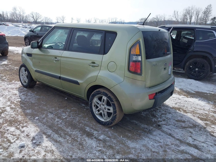 2011 Kia Soul +