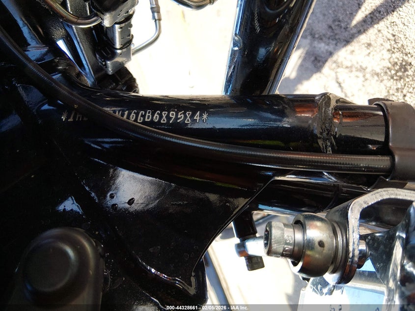 2016 Harley-Davidson Flhx Street Glide VIN: 1HD1KBM16GB689584 Lot: 44328661