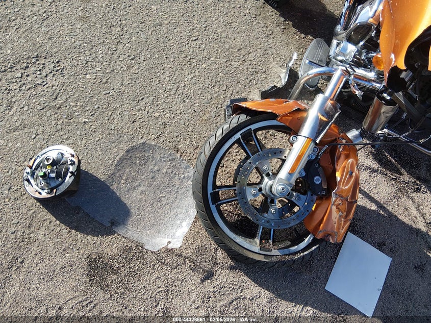 2016 Harley-Davidson Flhx Street Glide VIN: 1HD1KBM16GB689584 Lot: 44328661