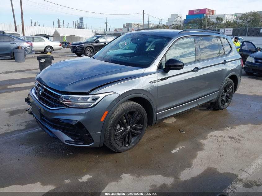 2022 Volkswagen Tiguan 2.0T Se R-Line Black