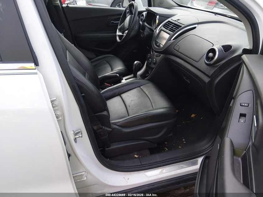 2016 CHEVROLET TRAX auction photo 5