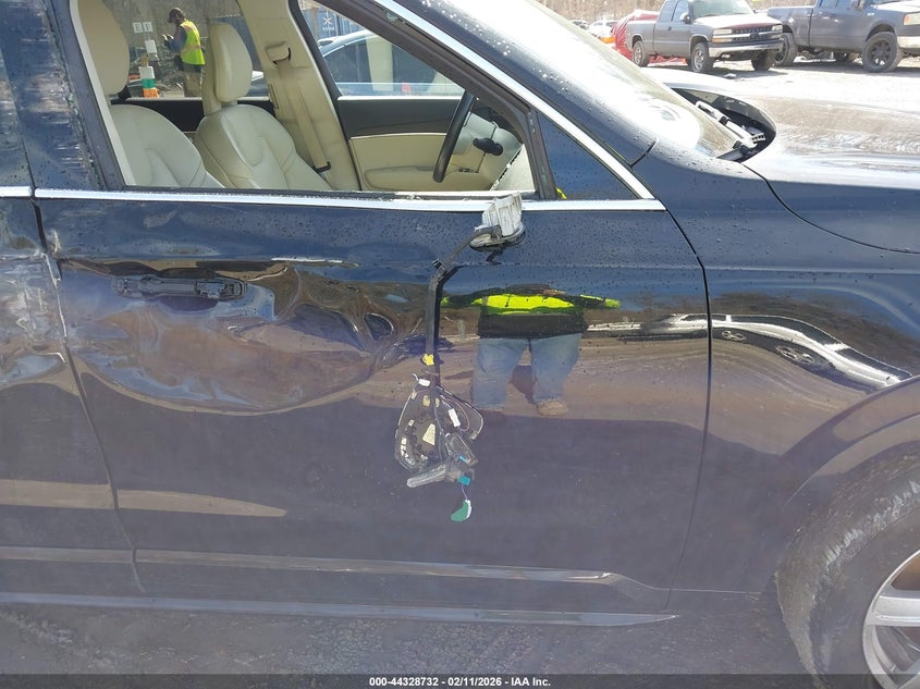 2020 Volvo Xc90 T6 Momentum 7 Passenger VIN: YV4A22PK9L1569409 Lot: 44328732