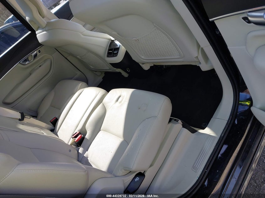 2020 Volvo Xc90 T6 Momentum 7 Passenger VIN: YV4A22PK9L1569409 Lot: 44328732
