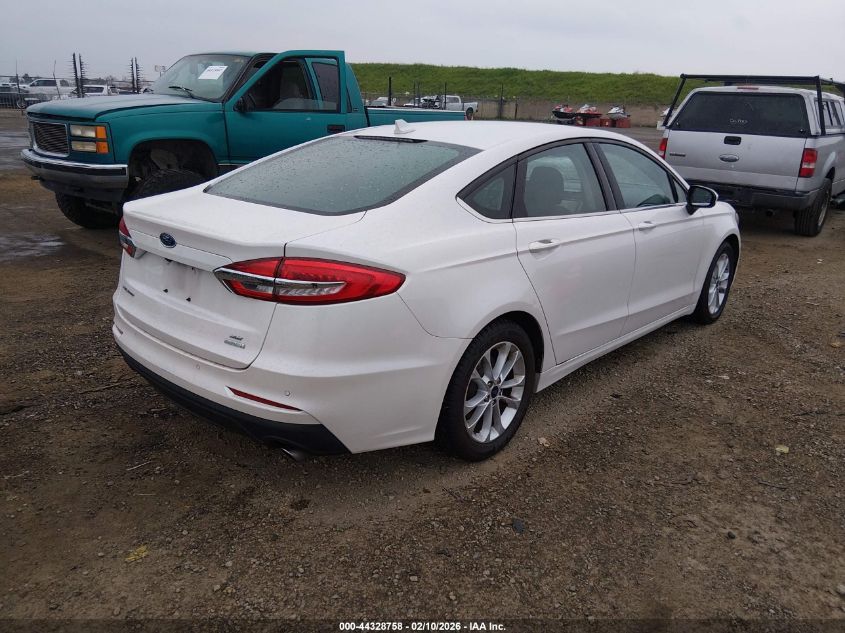 2020 Ford Fusion Se