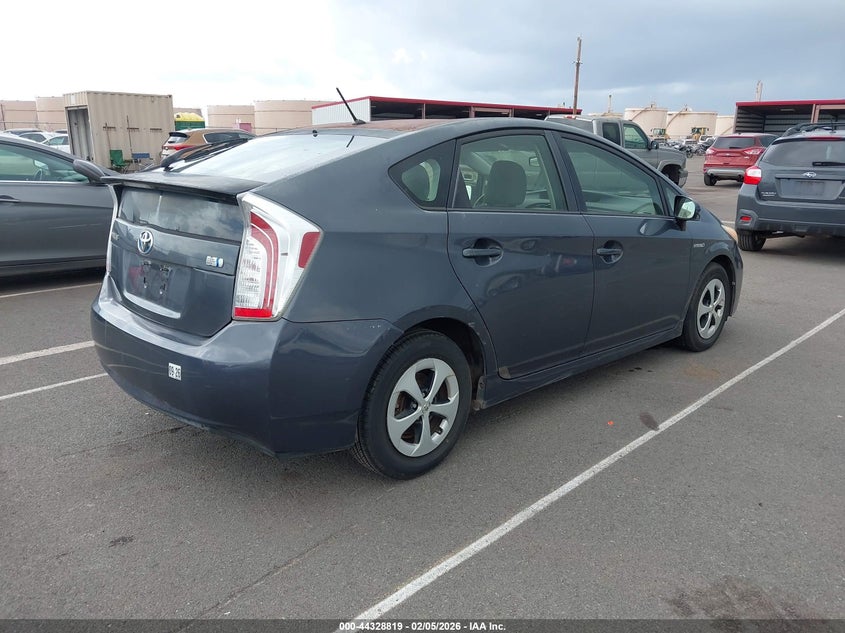 2013 Toyota Prius Five/Four/Three/Three Se/Two