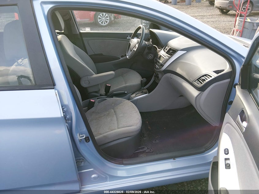 2012 Hyundai Accent Gs