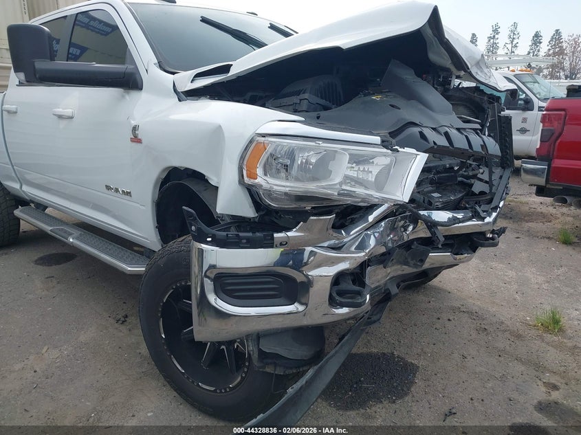 2022 Ram 2500 Big Horn 4X4 6'4 Box VIN: 3C6UR5DL5NG297043 Lot: 44328836