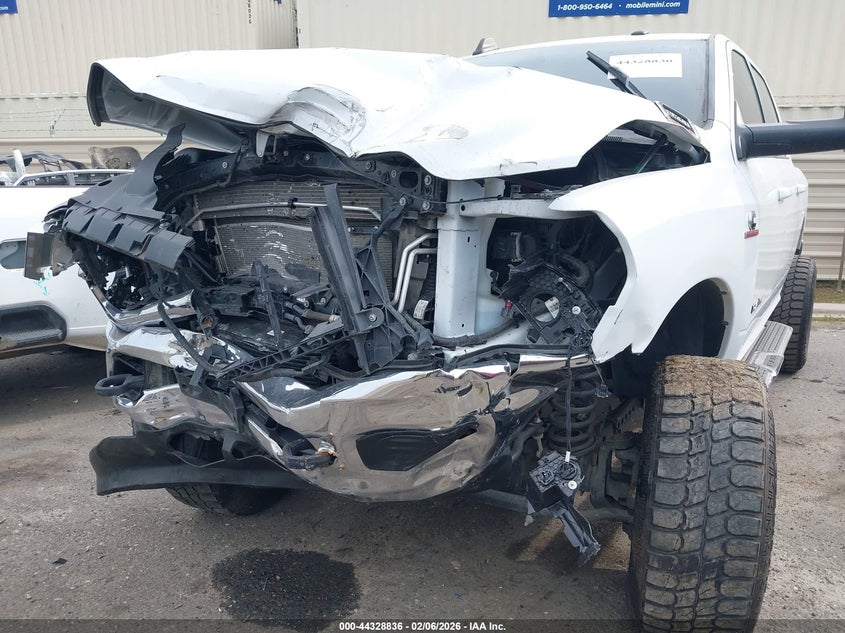 2022 Ram 2500 Big Horn 4X4 6'4 Box VIN: 3C6UR5DL5NG297043 Lot: 44328836