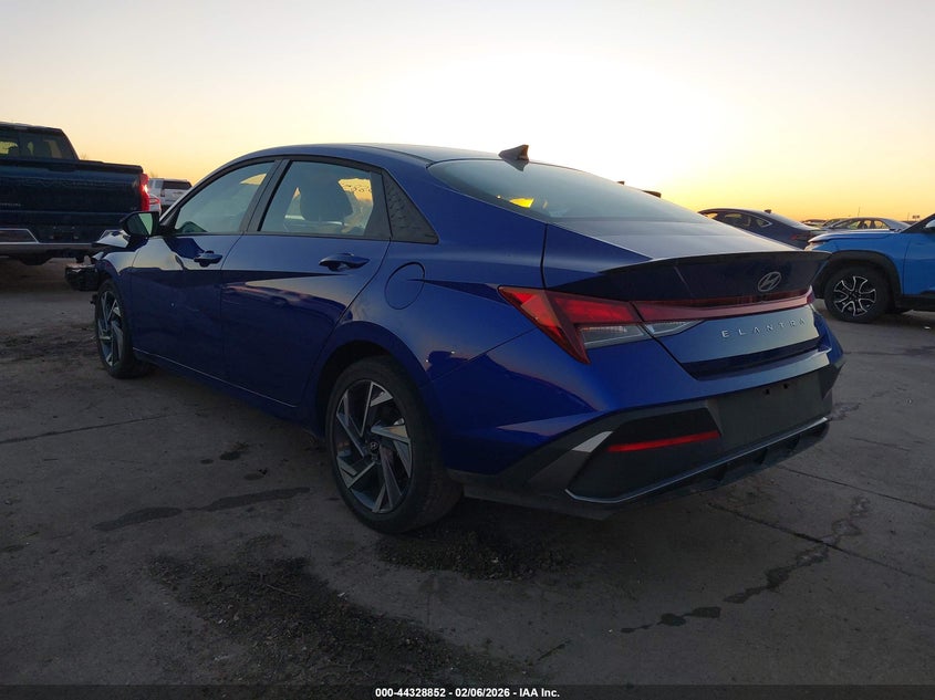 2025 Hyundai Elantra Sel Sport