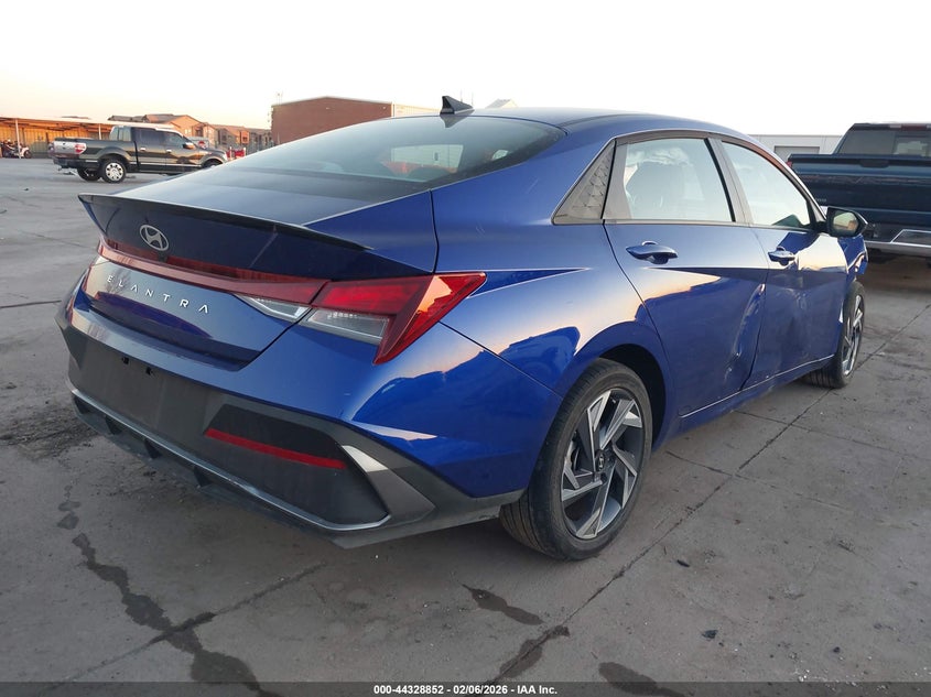 2025 Hyundai Elantra Sel Sport