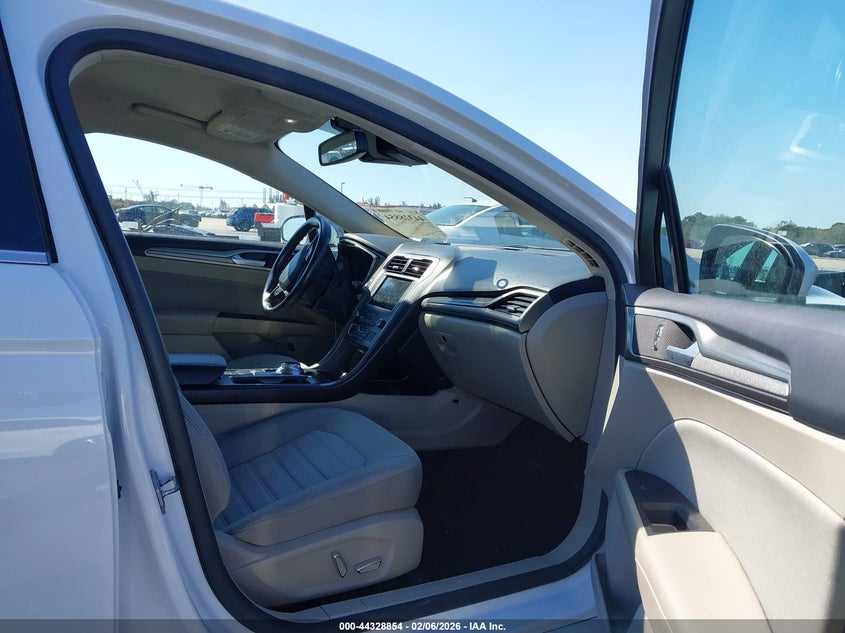 2019 Ford Fusion Hybrid Se