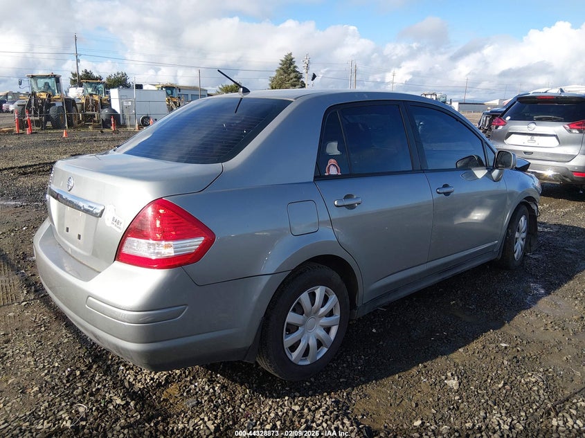 2010 Nissan Versa 1.8S
