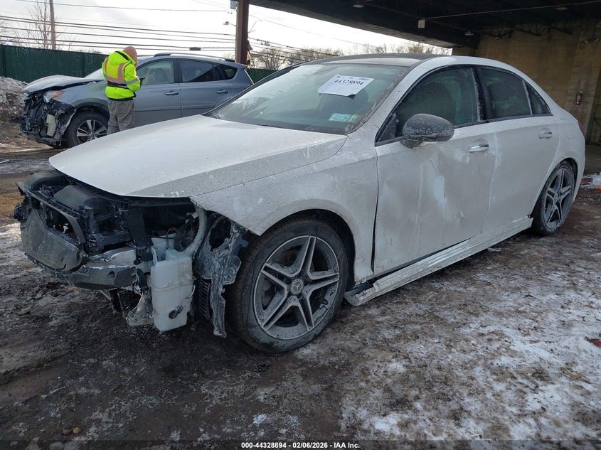 2022 Mercedes-Benz A 220 4Matic