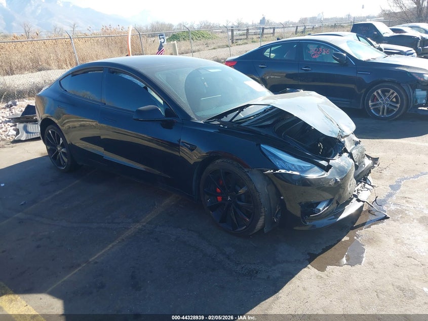 2019 Tesla Model 3 Long Range/Performance