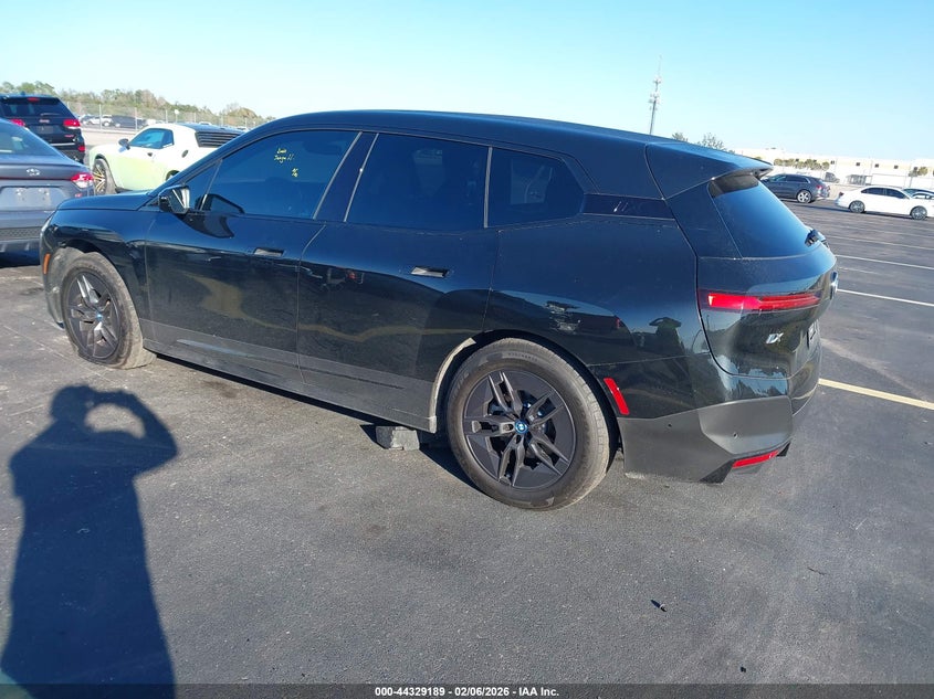 Vin: wb523cf07pcm51181, lot: 44825618, bmw ix xdrive50 20233