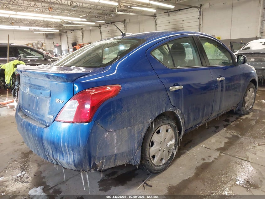 2014 Nissan Versa 1.6 Sv