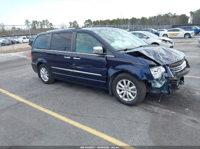 2015 Chrysler Town & Country Limited Platinum