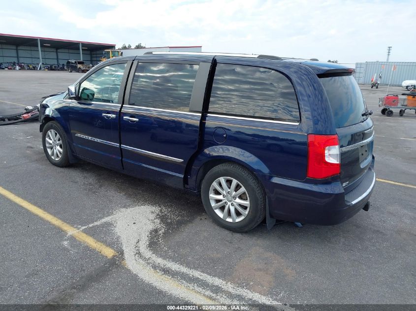 2015 Chrysler Town & Country Limited Platinum